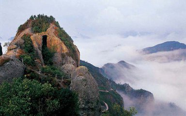 雁荡山水避暑游 看全国独此一家奇妙夜景