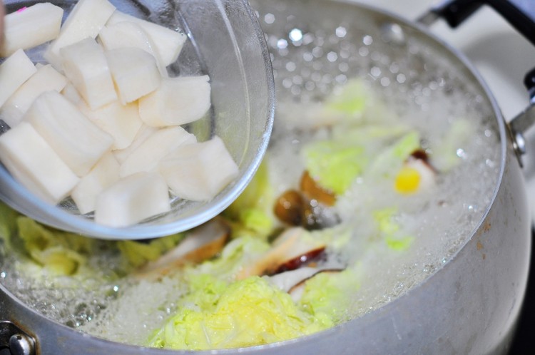 豆腐味噌杂菜汤的做法步骤9