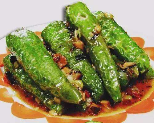 家常菜“虎皮青椒”鲜香软嫩，美味下饭几步做好