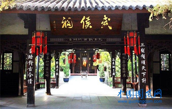 src=http___img1.qunarzz.com_travel_d9_1708_f7_e40a5556290440b5.jpg_r_680x431x95_c555c5ae.jpg&refer=http___img1.qunarzz.jpg