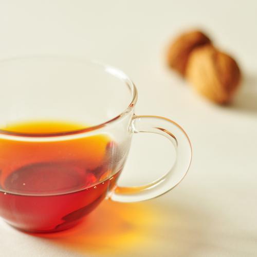 每天坚持喝4杯红茶能防糖尿病